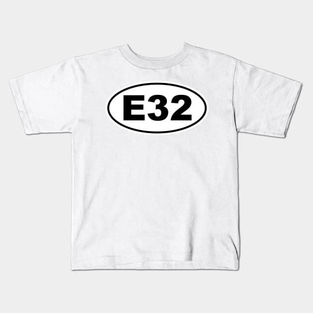 E32 Chassis Code Marathon Style Kids T-Shirt by NickShirrell